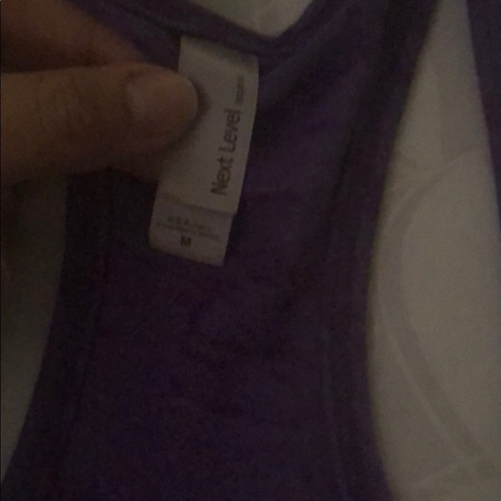 Workout tank - Picture 2 of 3